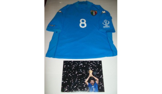 Gattuso Game Worn 2002 World Cup Italy Shirt & Signed Photo!